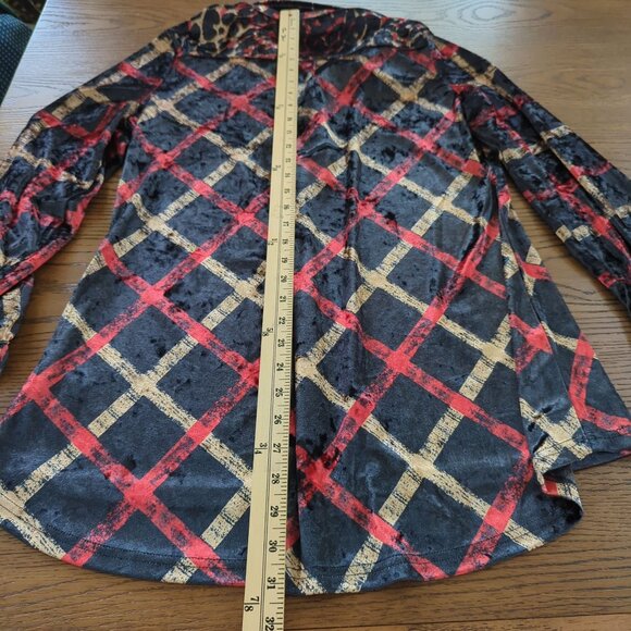 Paris Hues Womens Velvet‎ Blouse M Long Sleeve Button-Up Shirt Leopard Checkered - Picture 12 of 12
